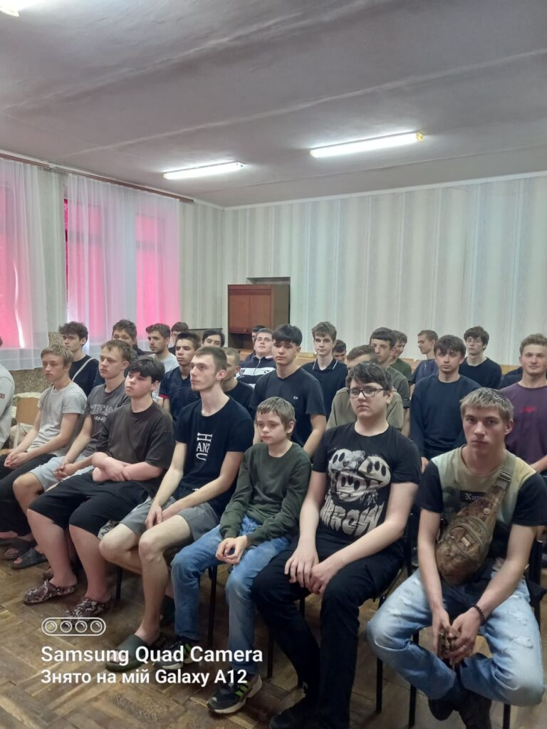 Вербування і тероризм: як не стати жертвою
