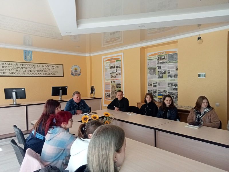 Шлях до успішної кар’єри: спільний семінар Немішаївського фахового коледжу та Центру зайнятості