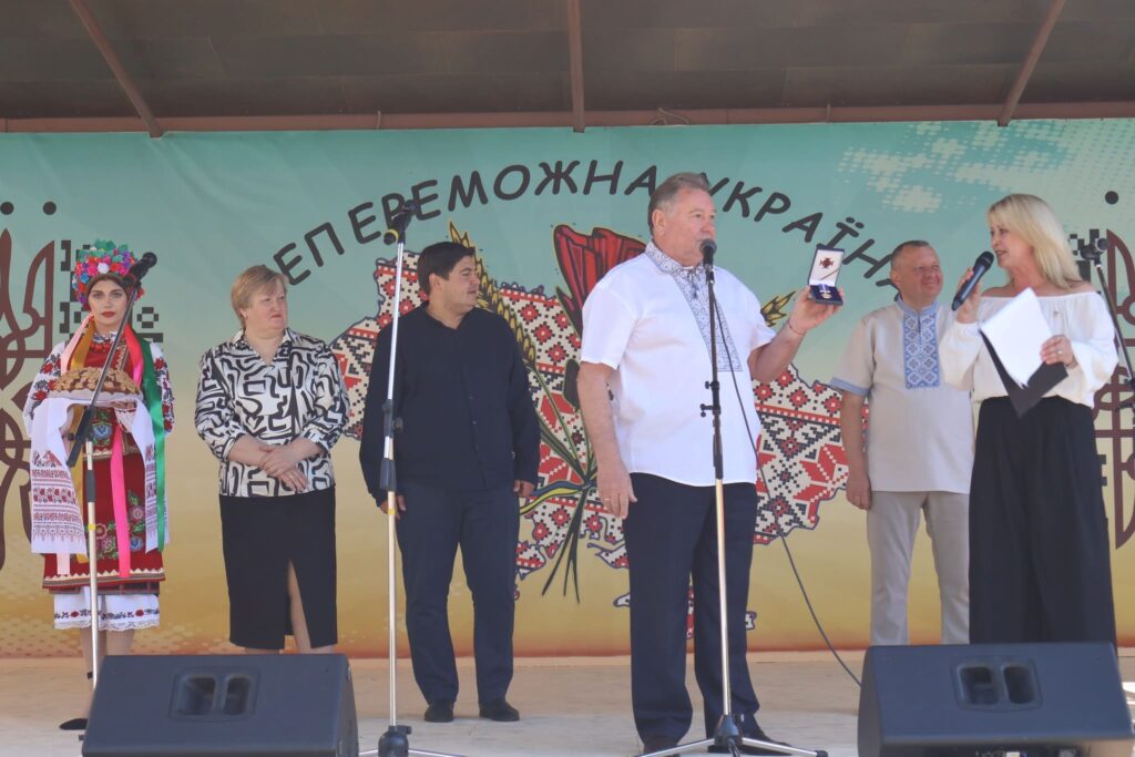 Творчість, що наближає Перемогу: у Немішаївському фаховому коледжі провели фестиваль творчості«Непереможна Україна»