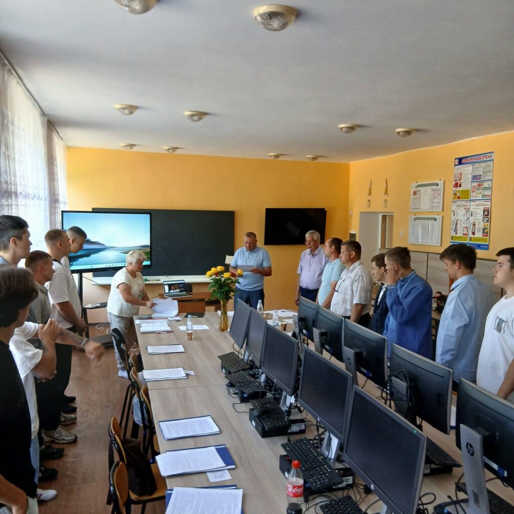 Захист дипломних проєктів студентами денної та заочної форми навчання спеціальності 141 «Електроенергетика, електротехніка та електромеханіка».