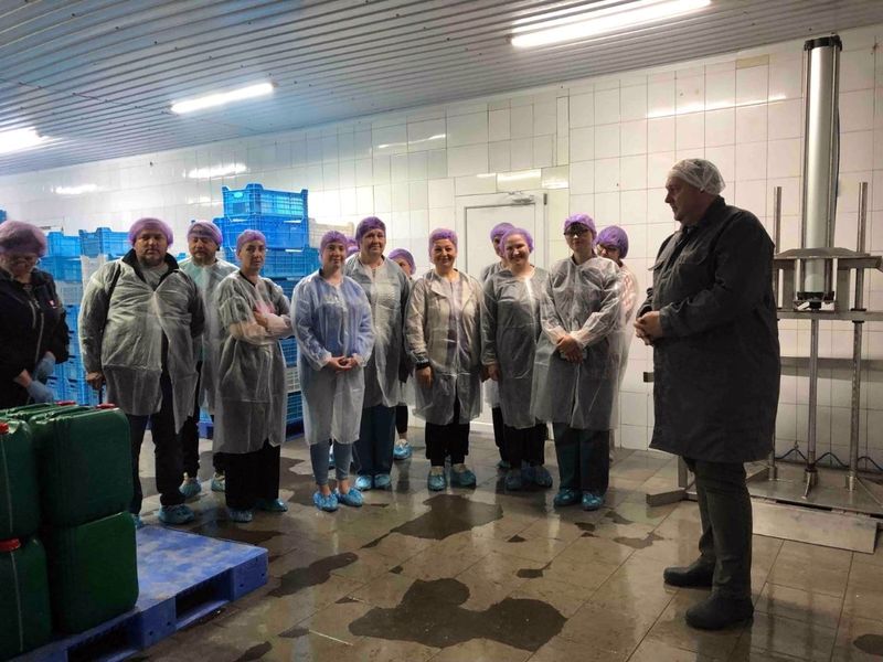 Слухачі навчально-практичних курсів для розвитку малого садівництва та підприємництва відвідали ТОВ «Овочева скарбниця МХП»